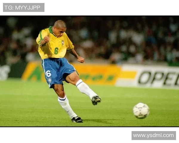 掌握足球香蕉球技巧的全面教学指南助你成为场上明星 掌握足球香蕉球技巧的全面教学指南助你成为场上明星